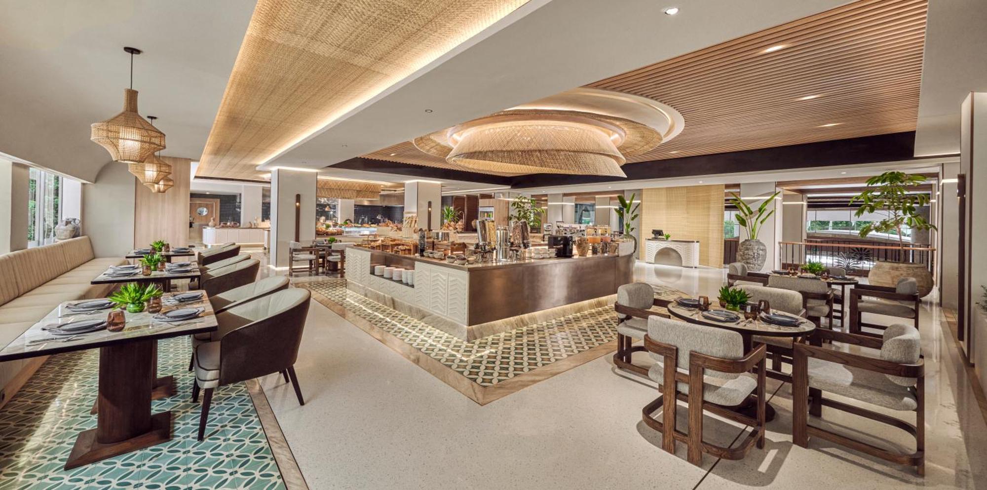 Hotel Artotel Mangkuluhur Jakarta